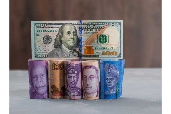 财政部部长：财政政策加大投资于人力度